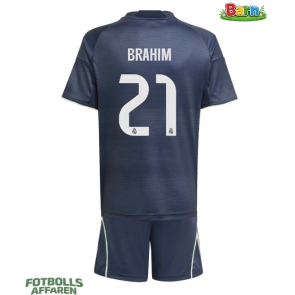 Real Madrid Brahim Diaz #21 Bortaställ Barn 2025-26 Kortärmad (+ Korta byxor)